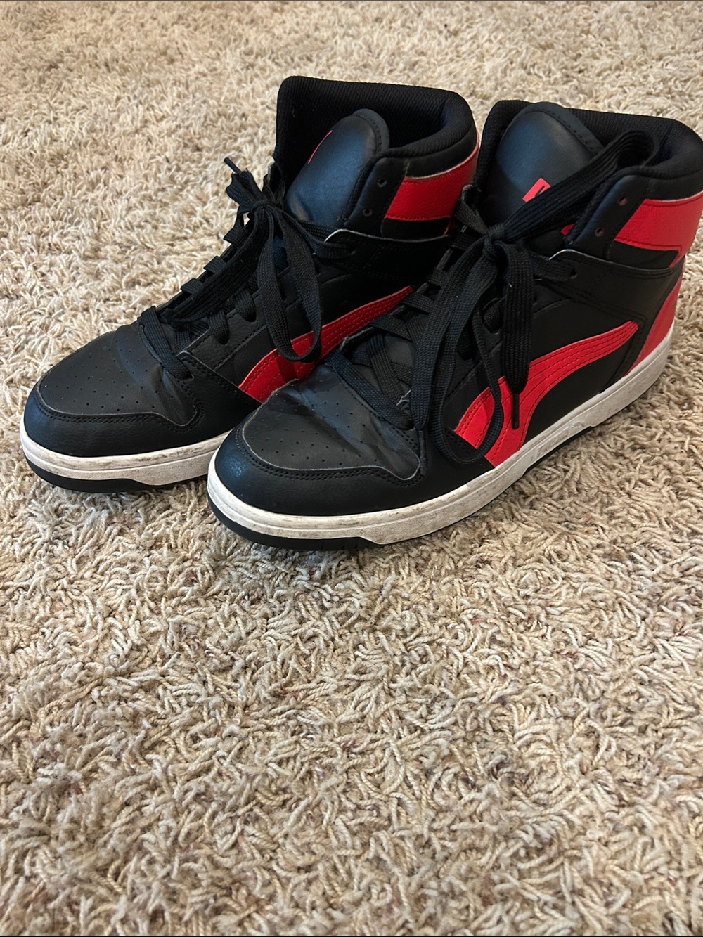 Puma Men's Black & Red High-Top Sneakers